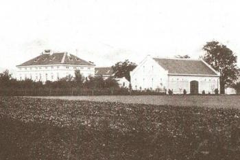 Červený dvůr od severozápadu. (Johann Gustav Richter, 1870)