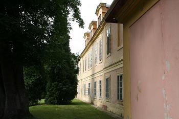 Západní fasáda západního křídla (© Ivan Grisa, 07/2008)