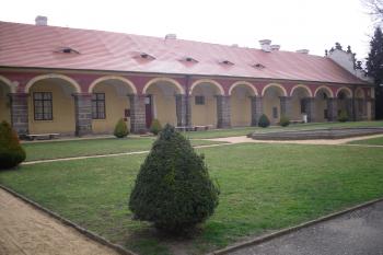 Libochovice zámek (© Kinař František, 04/2012)
