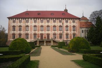 Libochovice zámek (© Kinař František, 04/2012)