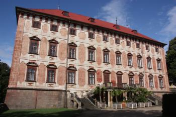 Východní průčelí ( © Ivan Grisa 09/2009)
