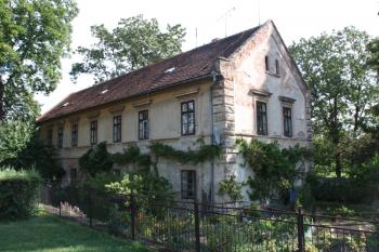Zahradnický dům u břehu Ohře ( © Ivan Grisa 09/2009)