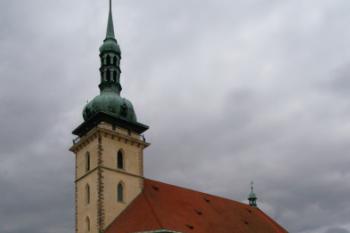 Kostel Nanebevzetí Panny Marie ( © Radovan Smokoň 04/2006)