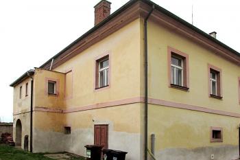 Děkanství u kostela sv. Petra a Pavla v Čáslavi (© Pavel Vítek 11/2014)