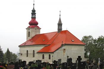 Kostel Nanebevzetí Panny Marie v Kokorách (© Pavel Vítek 09/2014)