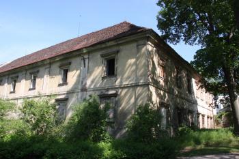 Jihovýchodní nároží barokního hospodářského dvora ( © Ivan Grisa 05/2011)