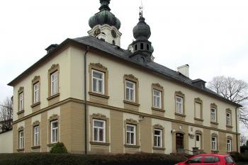 Radnice v Budišově nad Budišovkou ( © Pavel Vítek 11/2014)