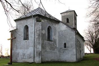 Kostel sv. Jiří v Lomnici u Bruntálu (© Pavel Vítek 11/2014)