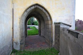 podvěží (© Pavel Zany Komárek, 19. 5. 2011)