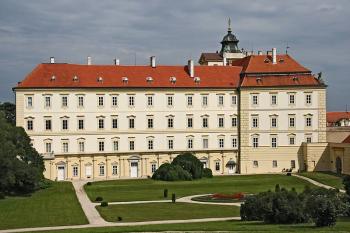 Jižní křídlo ( © Luděk Pitter 07/2005)