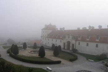 čestný dvůr 1 (© Michal Tlusták, 04/2008)