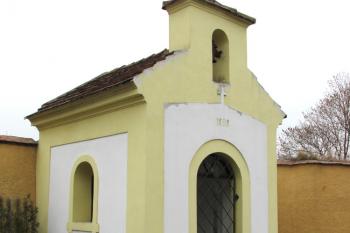 Kaple Narození Panny Marie v Libochovičkách  ( © Pavel Vítek 02/2015)