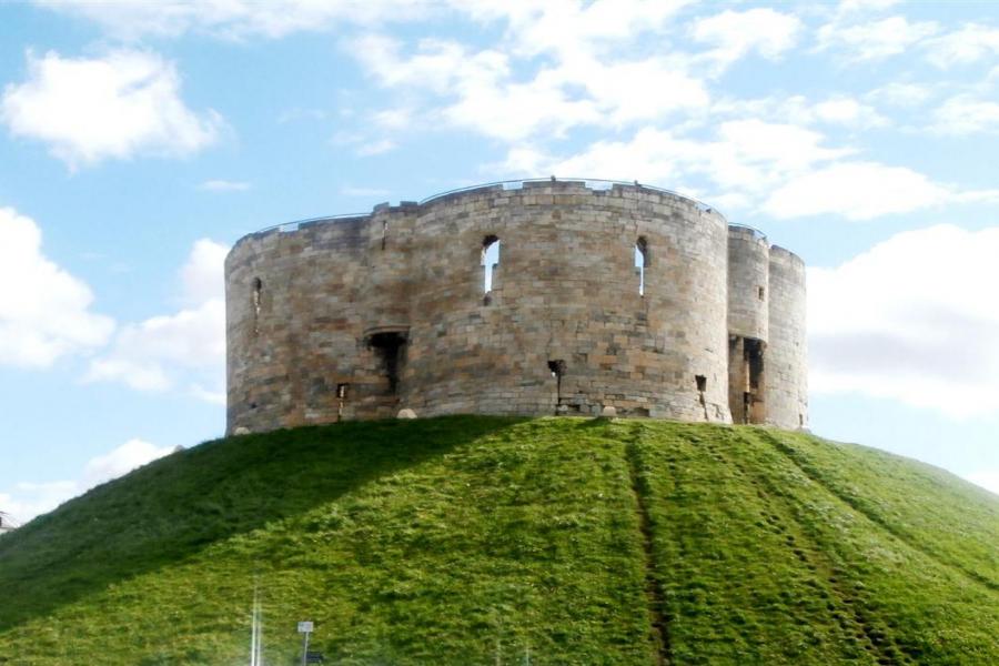 Clifford´s Tower, York Castle