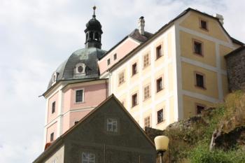 Zámek od severozápadu ( © Ivan Grisa 08/2009)