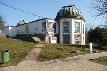 Hvězdárna Ďáblice (© Jiří Špaček, 03/2015)