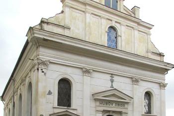 Bývalá synagoga, nyní kostel Církve československé husitské v Kladně ( © Pavel Vítek 03/2015)