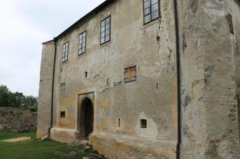 tvrz Cuknštejn (© Vlastislav Mareček, 09/2015)