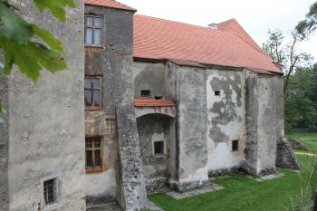 tvrz Cuknštejn (© Vlastislav Mareček, 09/2015)