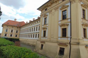 Sev. boční křídlo (© Dušan Dohňanský  07/2021)