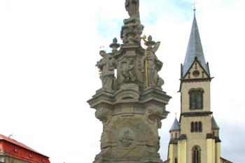 Mariánské sousoší na hlavním kladenském náměstí ( © Pavel Vítek 03/2015)