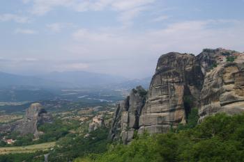 pohled na další kláštery (© Luděk Vláčil, 07/2012)