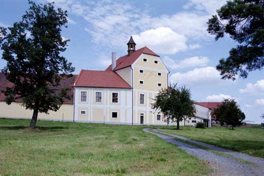 dvůr Kalec