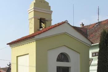 Kaple v Poštovicích ( © Pavel Vítek 03/2015)