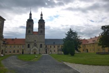 klášter premonstrátů s kostelem Zvěstování Panny Marie-Teplá (© Vlastislav Mareček, 06/2016)