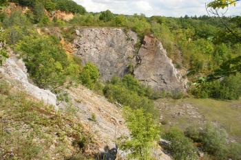 Dvě patra jižního lomu (© Jiří Špaček, 09/2012)