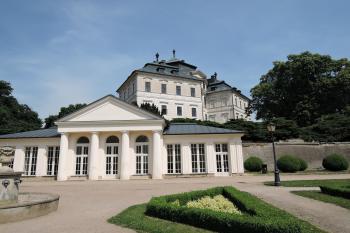 Zámek Karlova Koruna (© aleshwarrior, 06/2015)