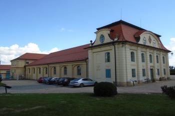 Lichtenštejnský trakt s jízdárnou (© Jaroslav Špiroch  07/2024)
