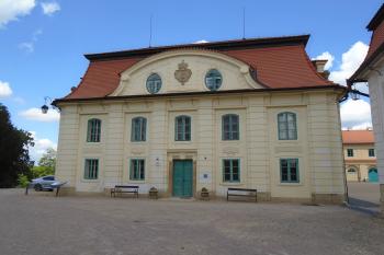 Lichtenštejnský trakt - průčelí (© Jaroslav Špiroch  07/2024)