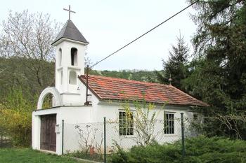 Kaple sv. Václava v Řeži ( © Pavel Vítek 04/2015)