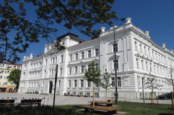 Zemědělská škola na Masarykově náměstí (© Pavel  Vlach, 05/2015)