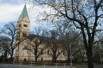 Kostel sv. Norberta (© Jiří Špaček, 04/2015)