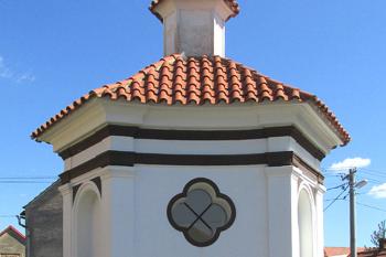 Kaple ve Vražkově ( © Pavel Vítek 04/2015)