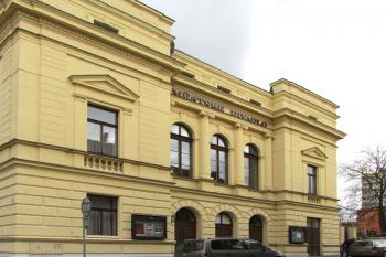Městské divadlo ve Slaném ( © Pavel Vítek 03/2015)