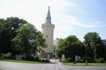 Zámecká věž (2003 ©)
