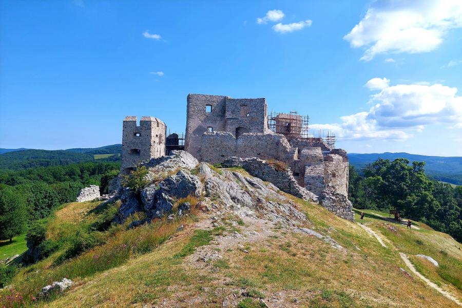 Hrušov