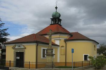 Kaple sv. Floriana a Isidora v Loučanech u Olomouce (© Pavel Vítek 09/2020)