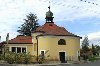 Kaple sv. Floriana a Isidora v Loučanech u Olomouce (© Pavel Vítek 09/2020)