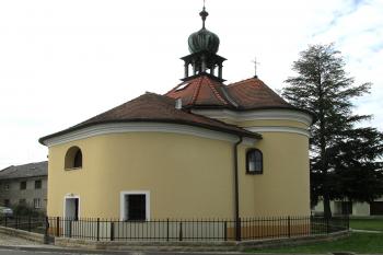 Kaple sv. Floriana a Isidora v Loučanech u Olomouce (© Pavel Vítek 09/2020)