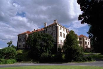 Nelahozeves, zámek ( © Radovan Smokoň 07/2005)