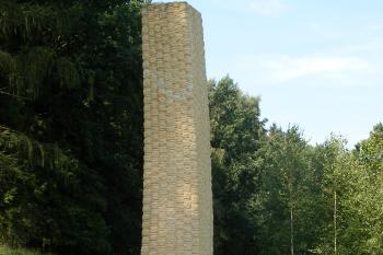 Jiří Kačer: Obelisk (© Jiří Špaček, 07/2009)