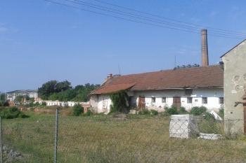 Pravděpodobné místo dvora a tvrze v Čelechovicích na Hané ( © Ivo Rozehnal 07/2015)