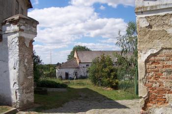 Brána do statku v Dřevnovicích ( © Ivo Rozehnal 07/2015)