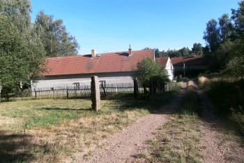 Bývalá hornická ves dnes. (© Prudký Martin, 07/2015)