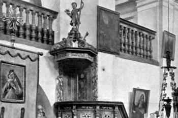 kazatelna na počátku 20. století (© Zdeněk Wirth: Soupis památek historických a uměleckých v Království Českém, sv. 22 Politický okres poličský, Archaelogická komise při České akademii císaře Františka Josefa pro vědy, slovesnost a umění, Praha 1906)