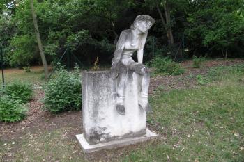 Plastika Cvičenka  (© Pavel  Vlach, 08/2015)