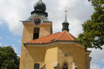 Kostel Cerhovice (© Jiří Špaček, 07/2015)